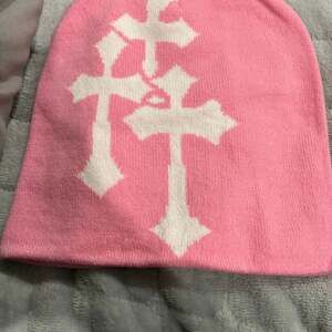 Crosses Graphic Pink Y2K Streetwear Knit Beanie Hat
